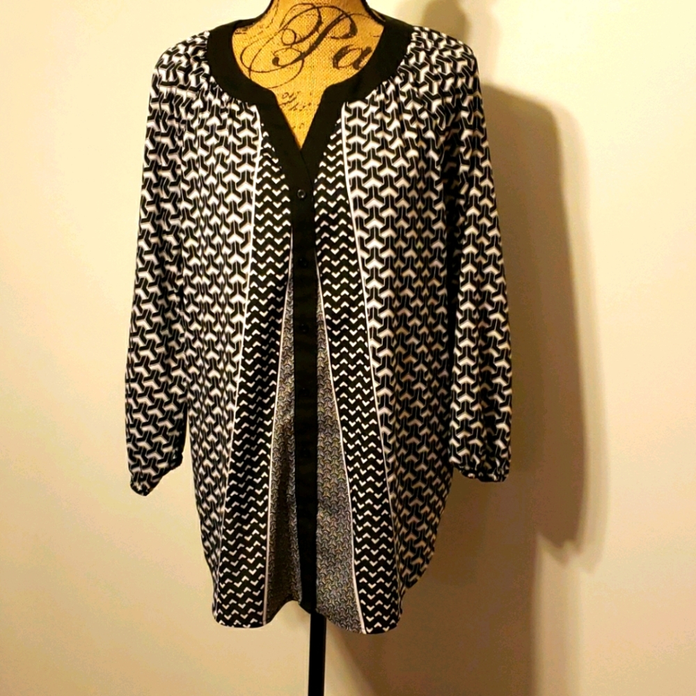 Calvin Klein black & white blouse